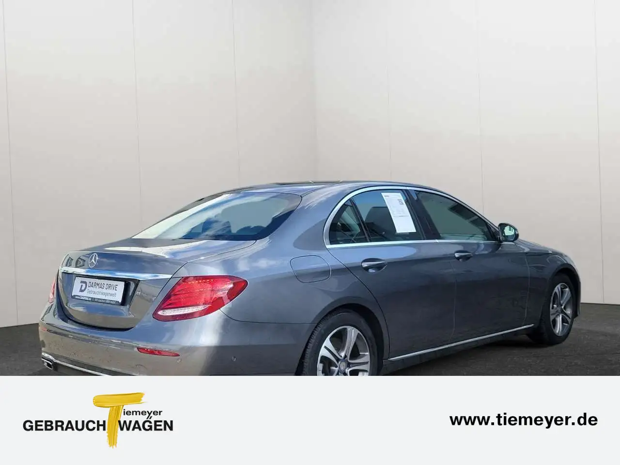 2016 Mercedes-Benz E 350 d Avantgarde, photograph 6