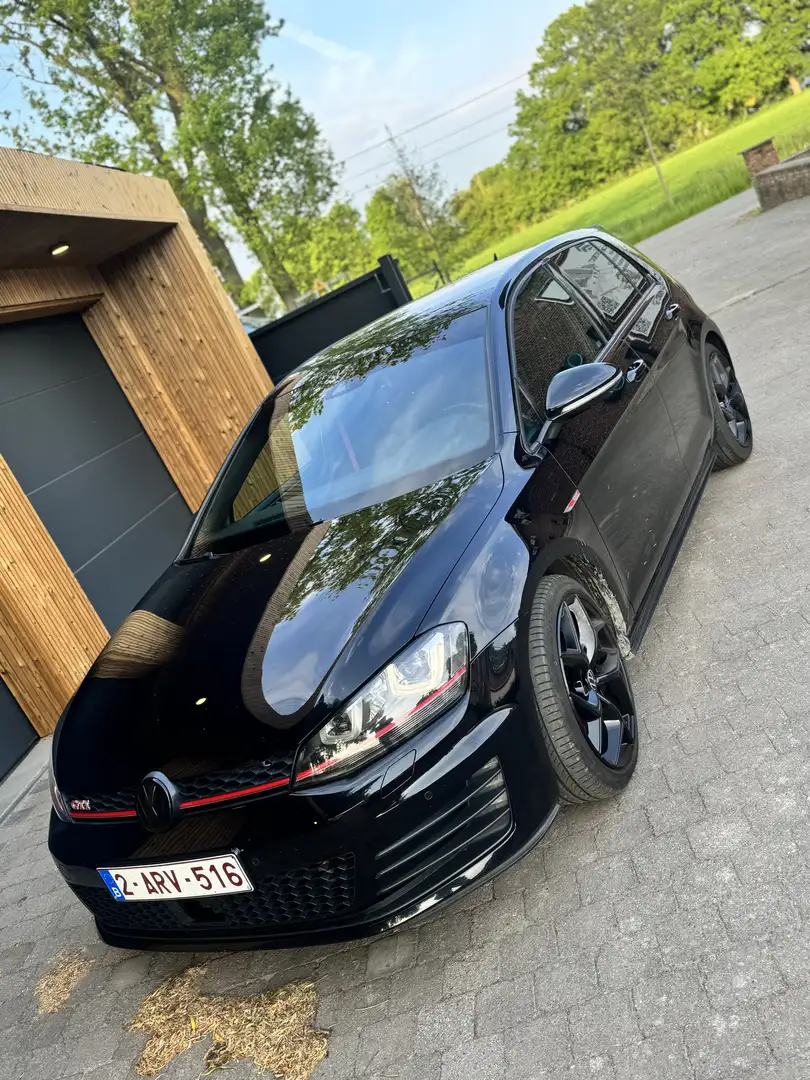 Volkswagen Golf GTI Performance BlueMotion Technology DSG - 1