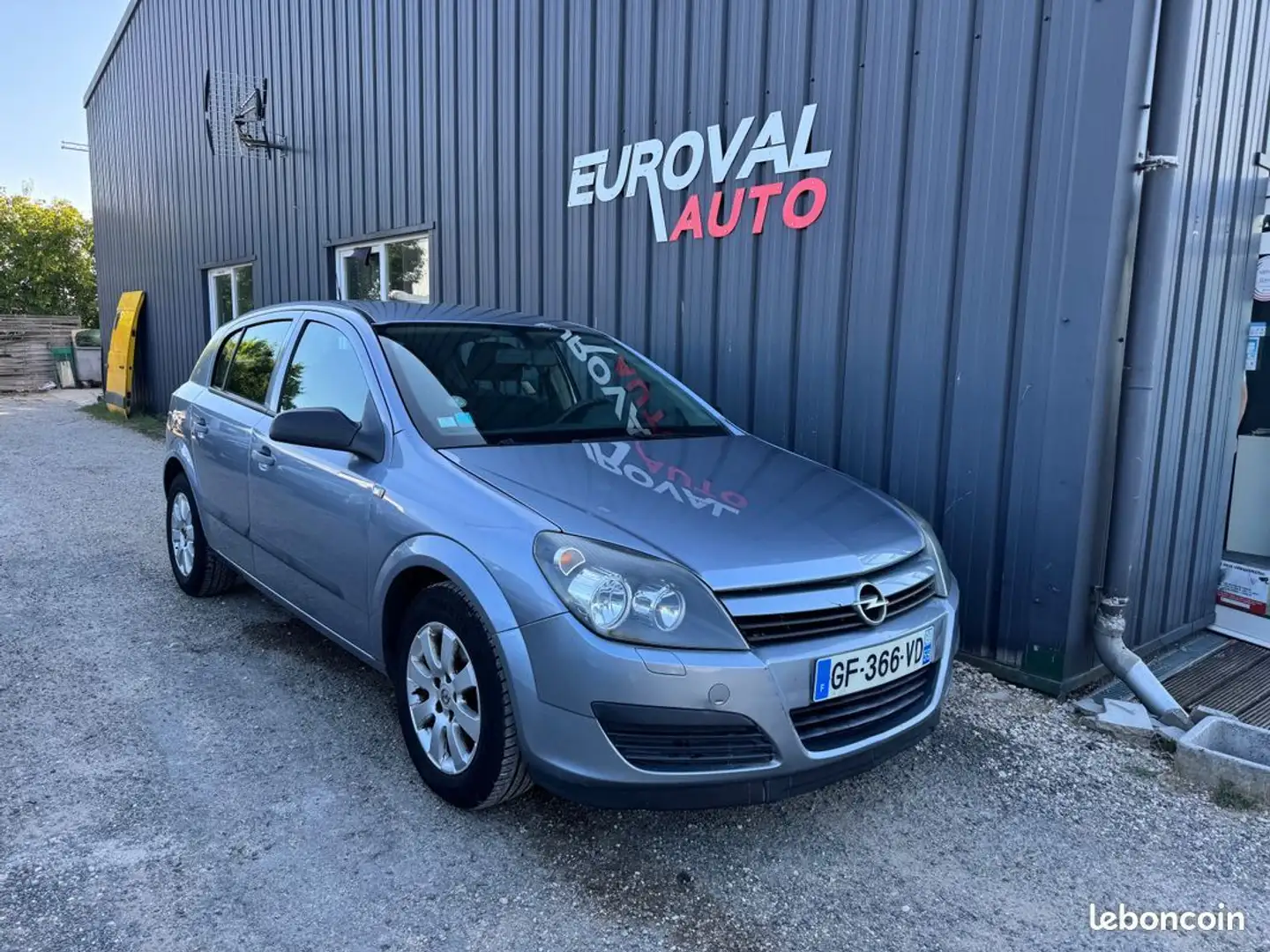 Opel Astra 1.7 cdti 80ch 5p - 1