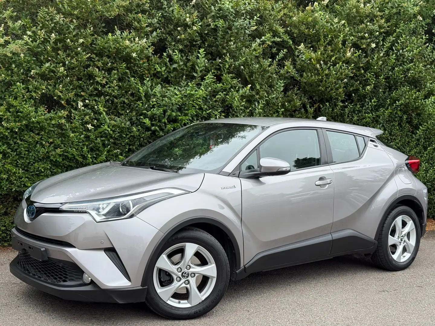 Toyota C-HR Hybrid 1.8i VVT-i+NAVI+CAMERA+CARNET+EURO 6D-T Gris - 1