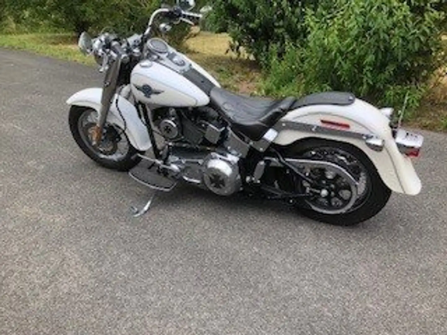 Harley-Davidson Fat Boy FLSTFI m. Speichenrädern Blanc - 2