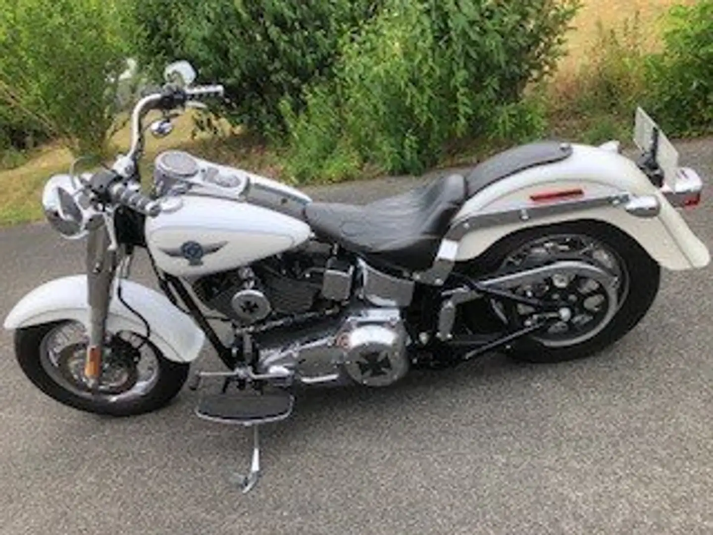 Harley-Davidson Fat Boy FLSTFI m. Speichenrädern Blanc - 1