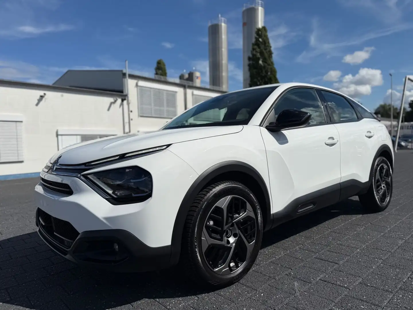 Citroen C4 Lim. Plus Blanc - 1