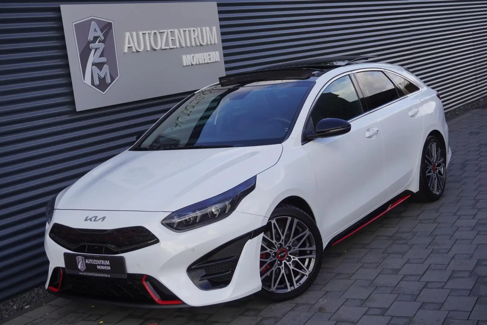 Kia ProCeed / pro_cee'd PROCEED GT PANORAMA|KAMERA|MEMORY|NAVI|JBL|LED| Weiß - 1