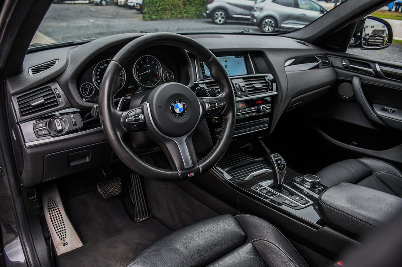 BMW X4 M40i High Executive — photo 7