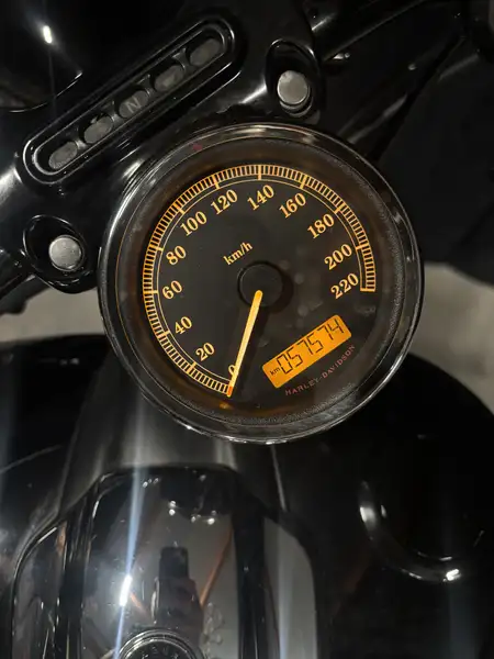 Harley-Davidson Breakout - foto 6