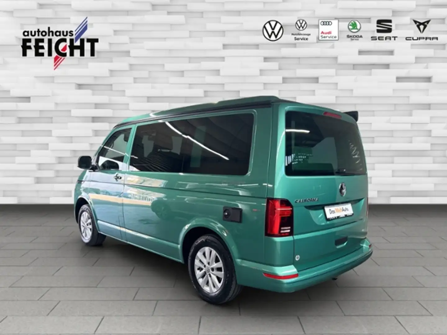 Volkswagen T6.1 California Coast 2.0 TDI LED+NAVI+AHK+APP-C Groen - 2