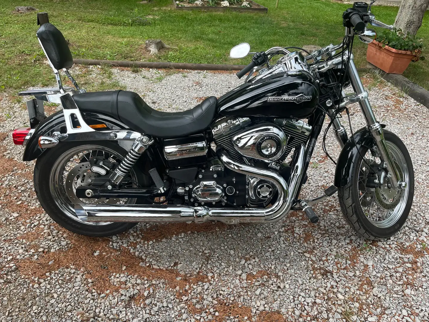 Harley-Davidson Dyna Super Glide Noir - 1