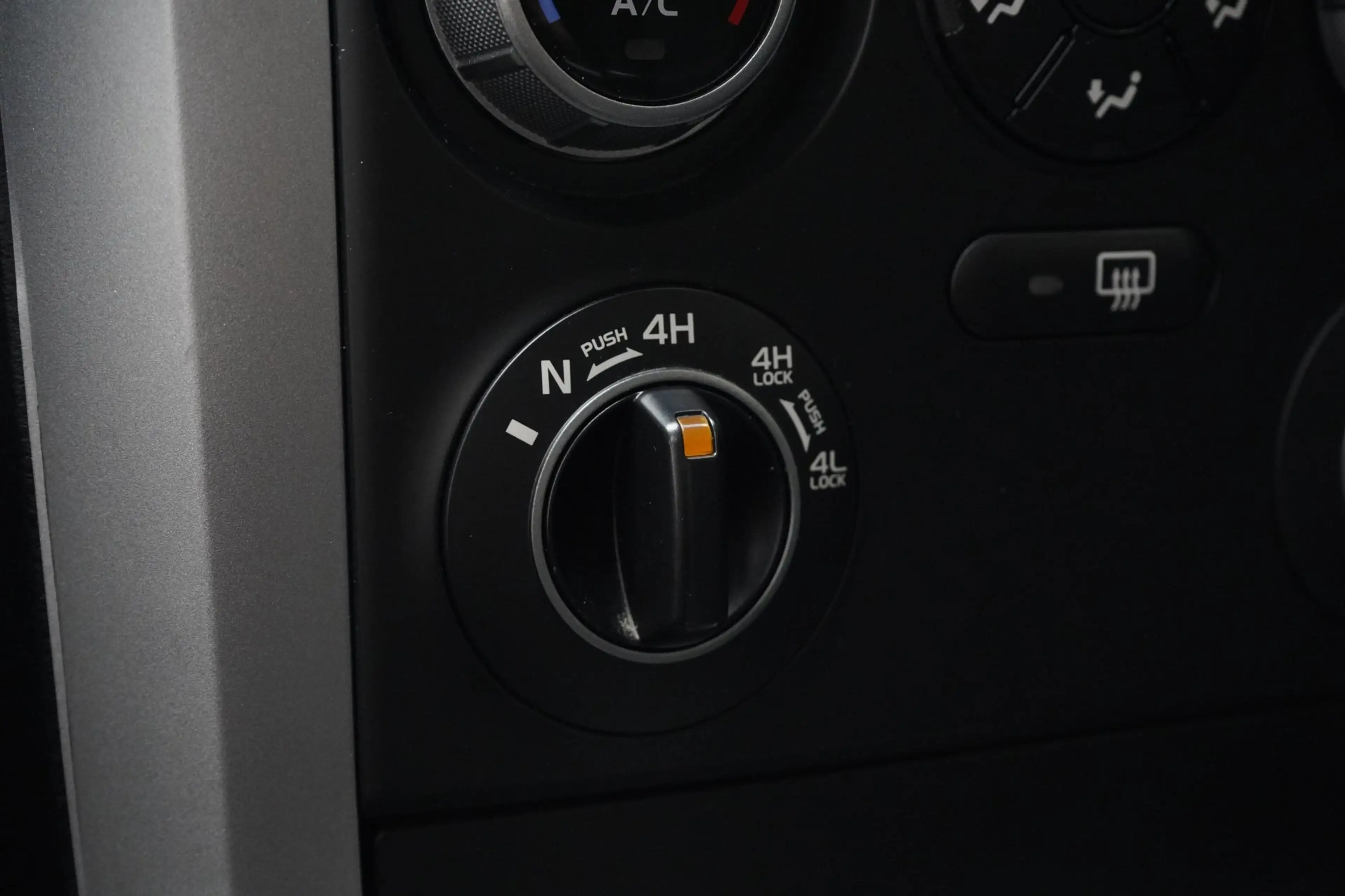Suzuki Grand Vitara 2.0-16V Executive 4WD, Trekhaak, Carplay — photo 10