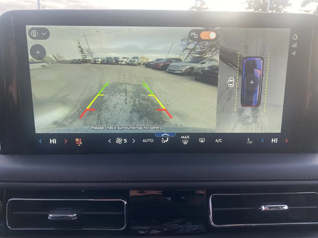 Lincoln Aviator снимка Lincoln Aviator