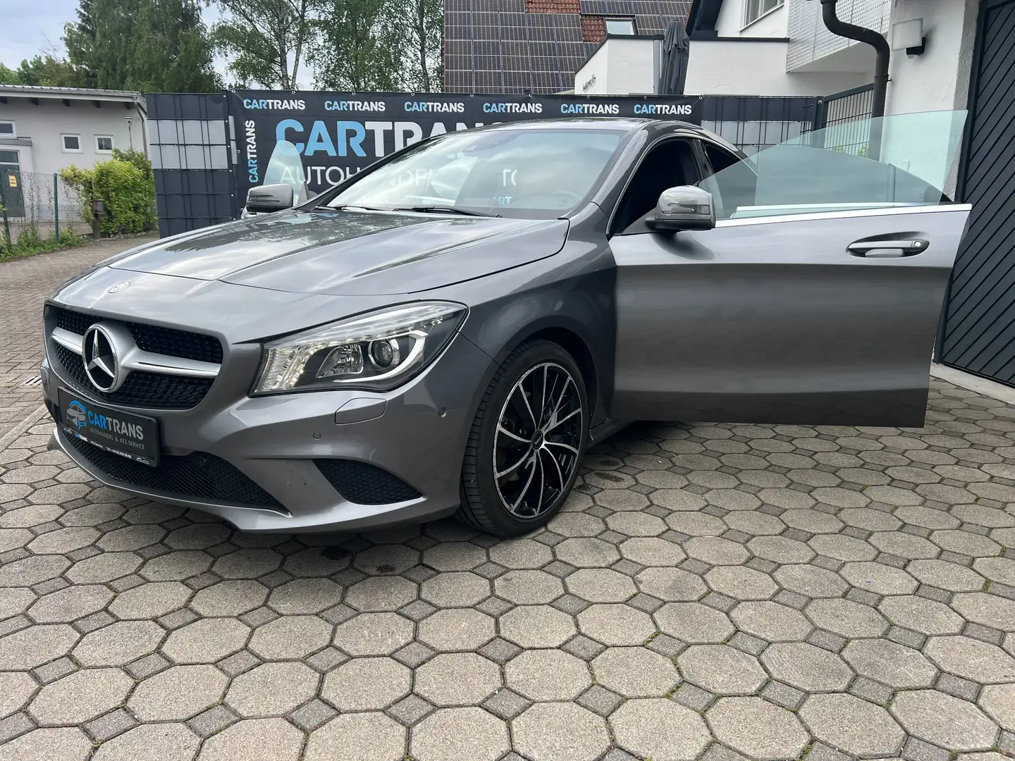 Mercedes-Benz CLA 220 CDI / d + XENON + NAVI + T-LEDER + 0% FINANZIERUNG Gris - 1