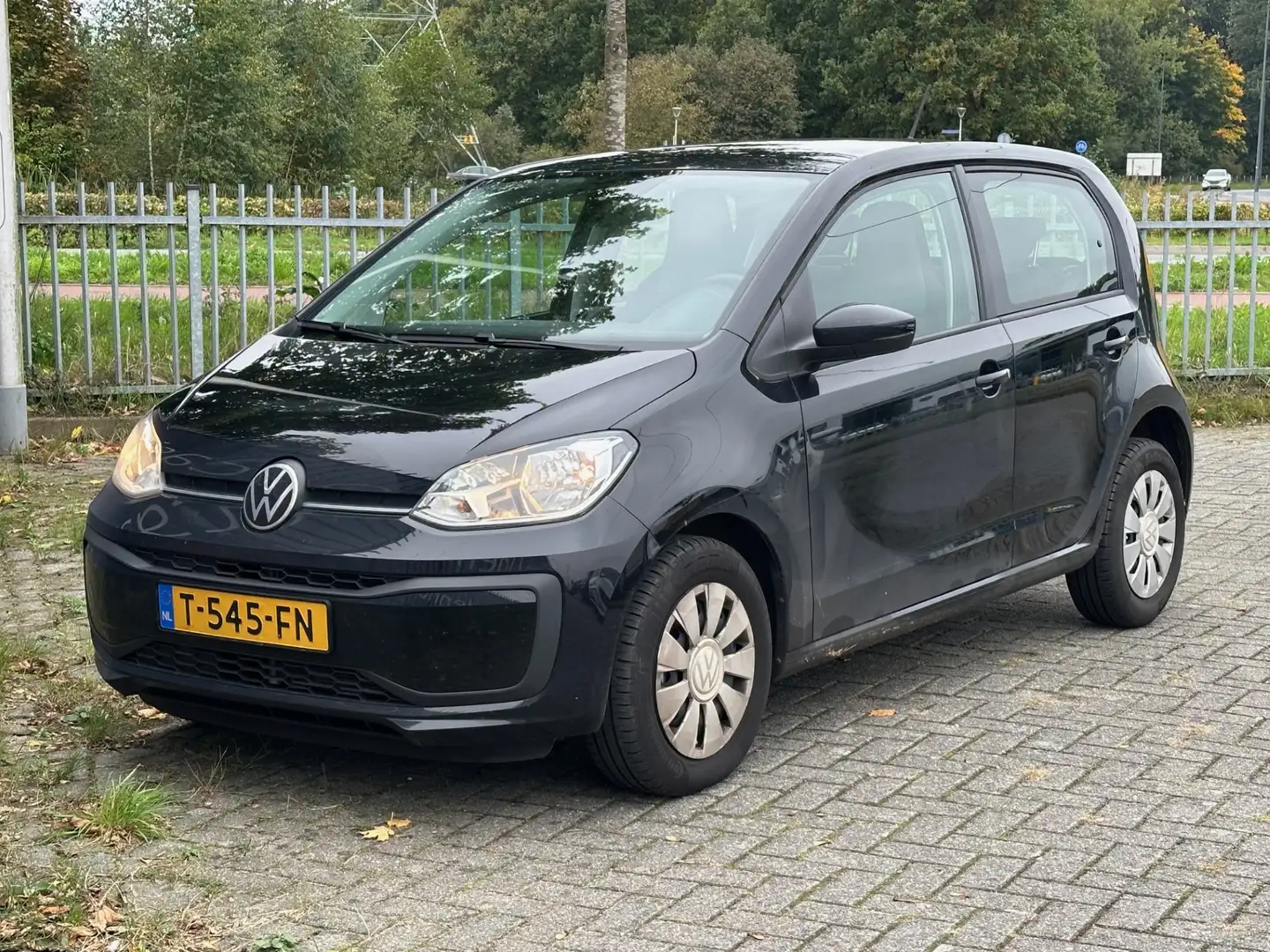 Volkswagen up! 1.0 65pk Airco Pdc Lane Assist Bluetooth Zwart - 2