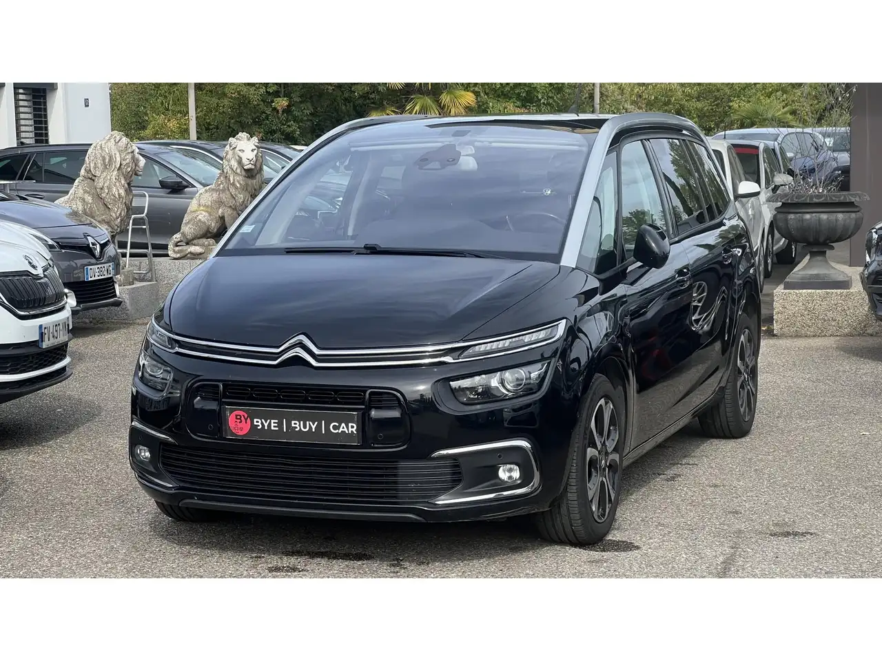 Citroen C4 SpaceTourer 1.5 BlueHDi 130 Shine - SUIVI CITROEN - GARANTIE 12 MOIS — photo 1 of 28
