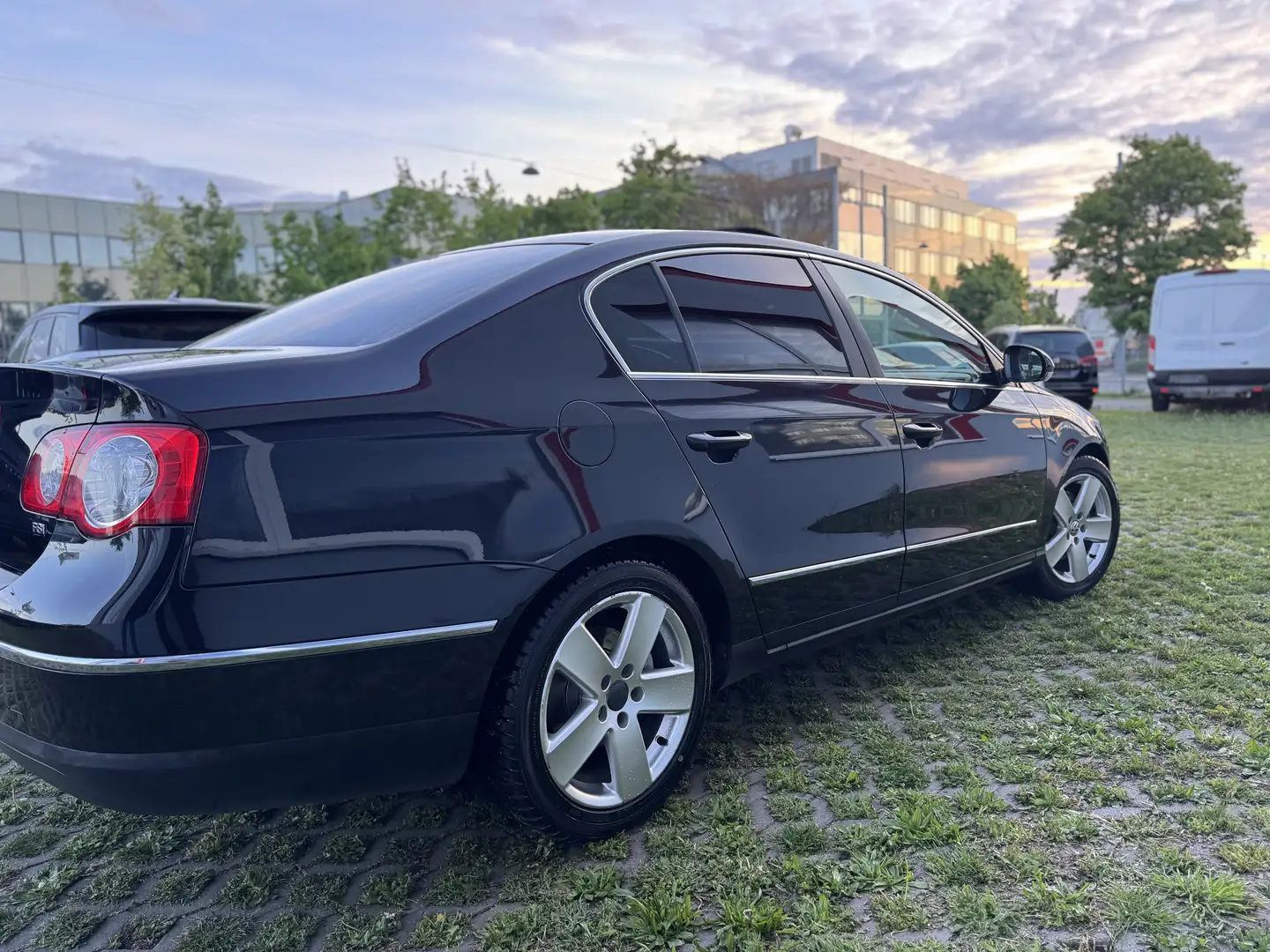 Volkswagen Passat Highline 1,6. Finazierung möglich - 2