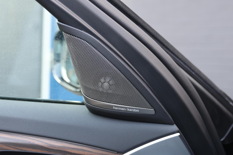 BMW 545 5-serie 545e xDrive | HUD | H&K | Keyless | PANO | — photo 8
