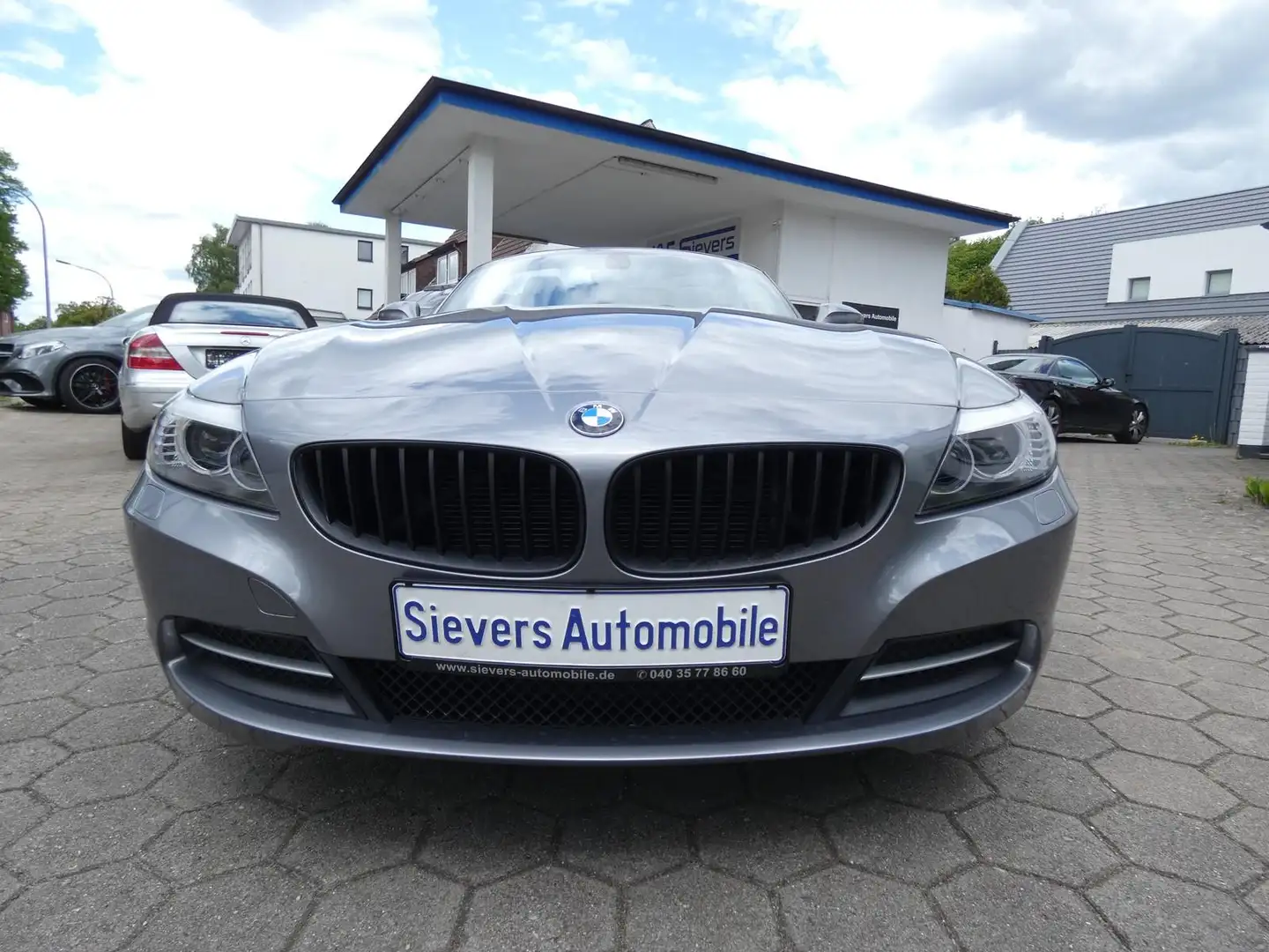 BMW Z4 sDrive 30i Xenon Leder Klima 19 Zoll Gris - 2