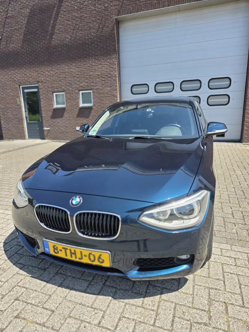 BMW 116 Executive Blauw - 1
