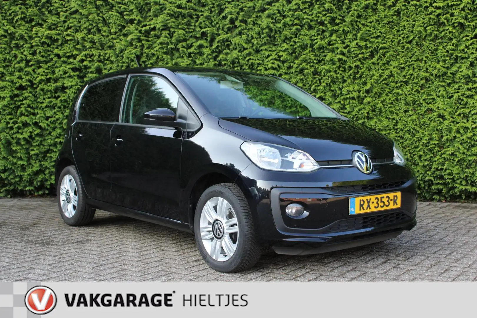 Volkswagen up! 1.0 BMT high up! vol opties Zwart - 1