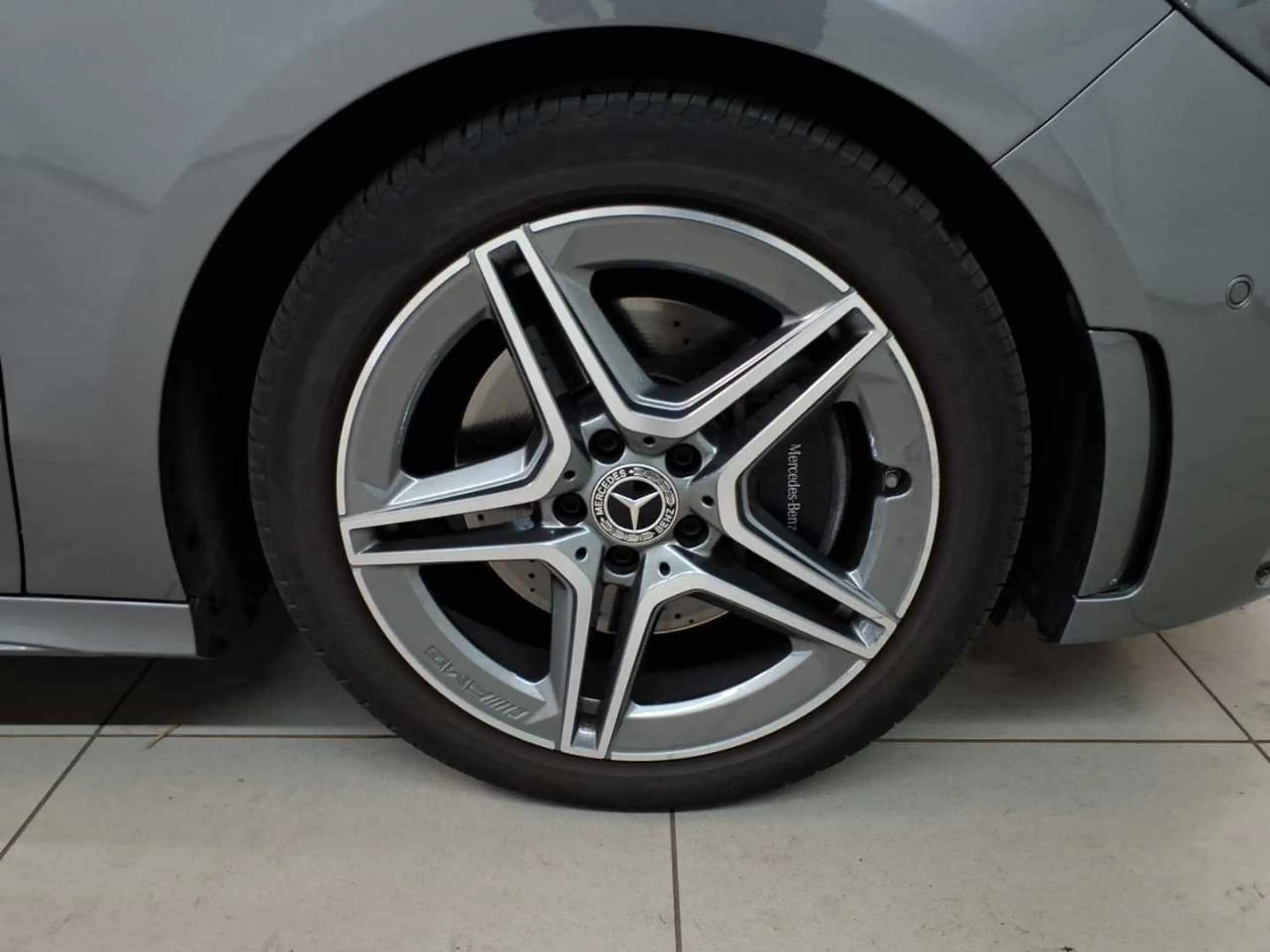Mercedes-Benz B 220 B 220d 8G-AMG Advanced Plus Beam DIS — photo 8