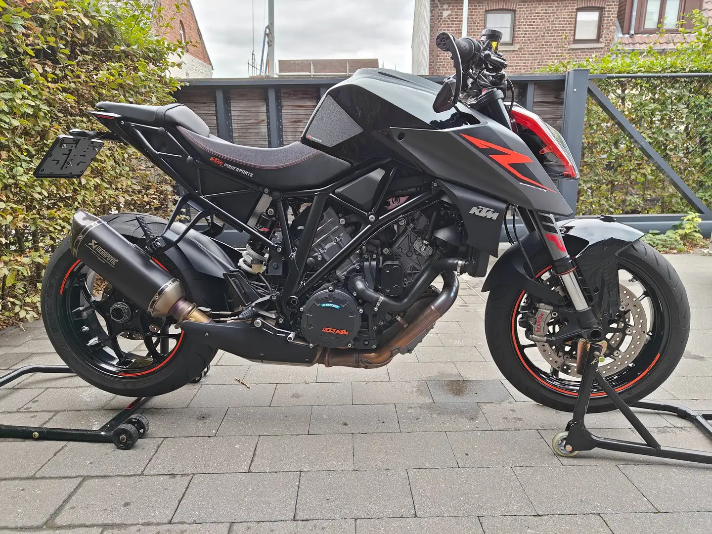 KTM 1290 Super Duke R Gen2 Noir - 1