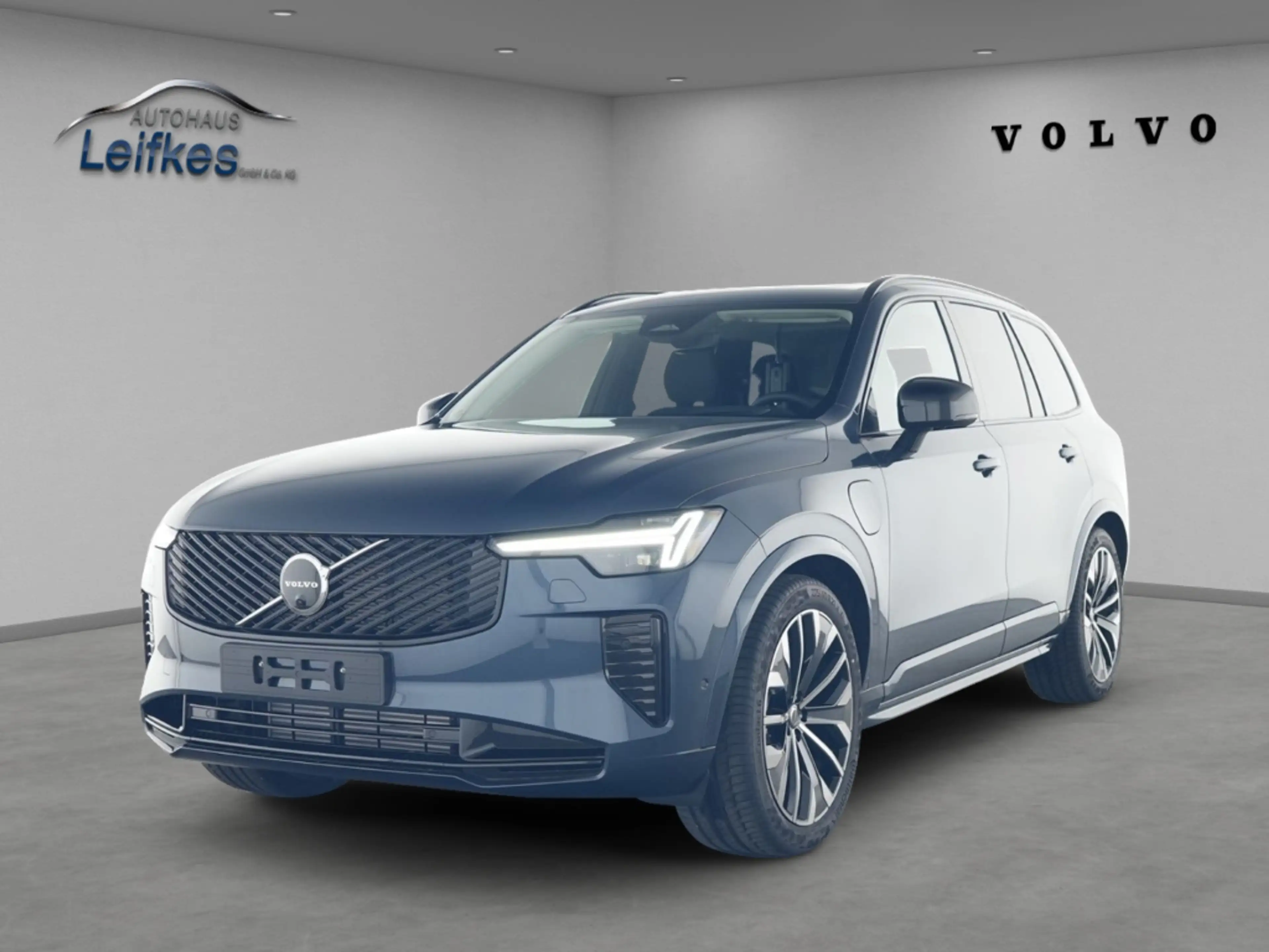 Volvo XC90 T8 AWD Ultra Dark Recharge Plug-In Hybrid 7-Sitzer