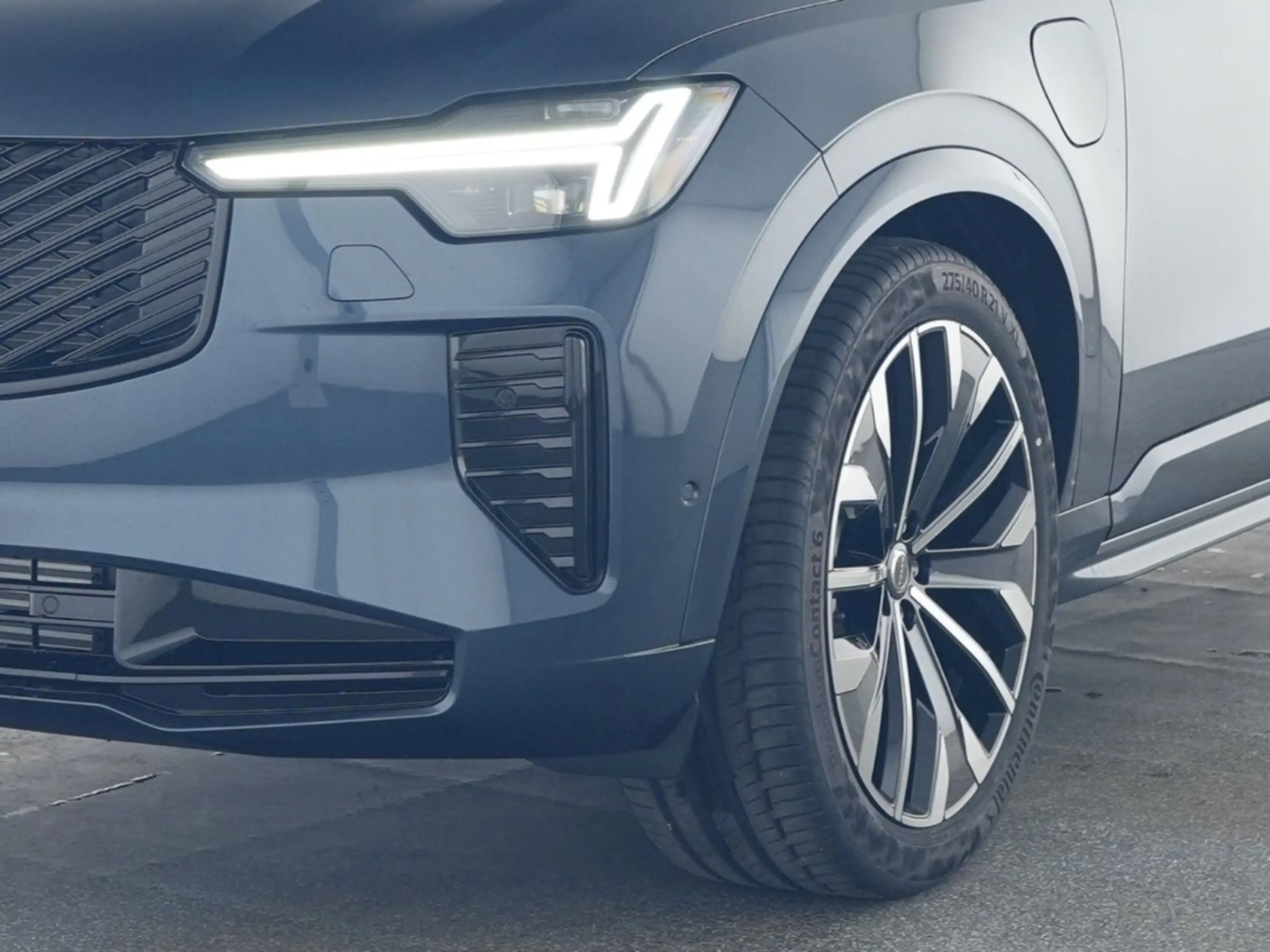 Volvo XC90 T8 AWD Ultra Dark Recharge Plug-In Hybrid 7-Sitzer — photo 11