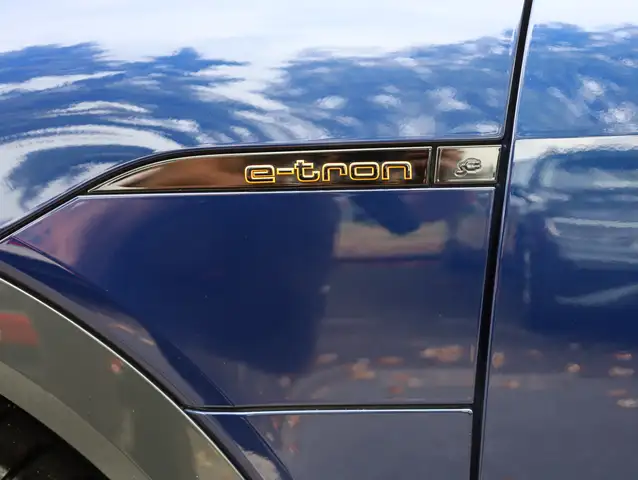 Audi E-Tron view 7