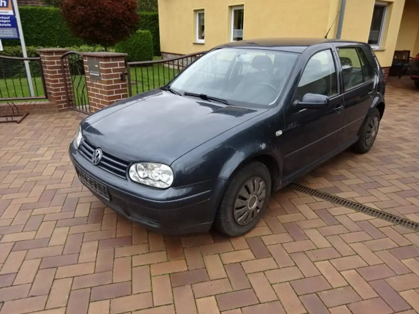 Volkswagen Golf Golf IV 1.6 Comfortline + 5 trg + TüV 03/2026 + Gris - 1