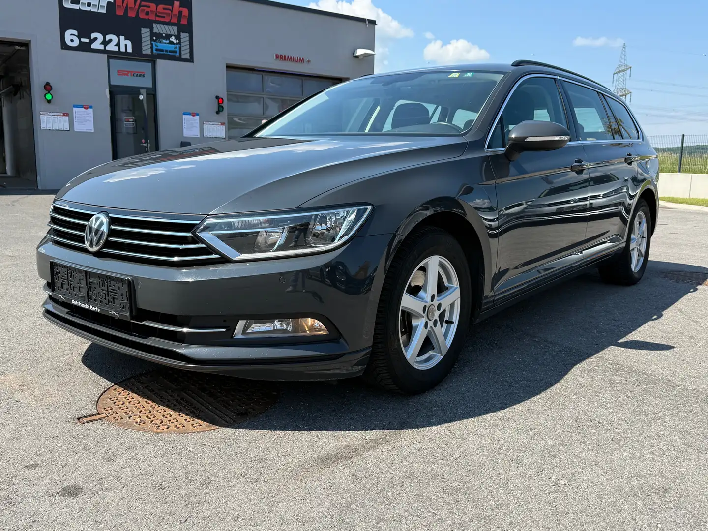 Volkswagen Passat Variant Comfortline*2.0TDI*1 Besitz* Grau - 1