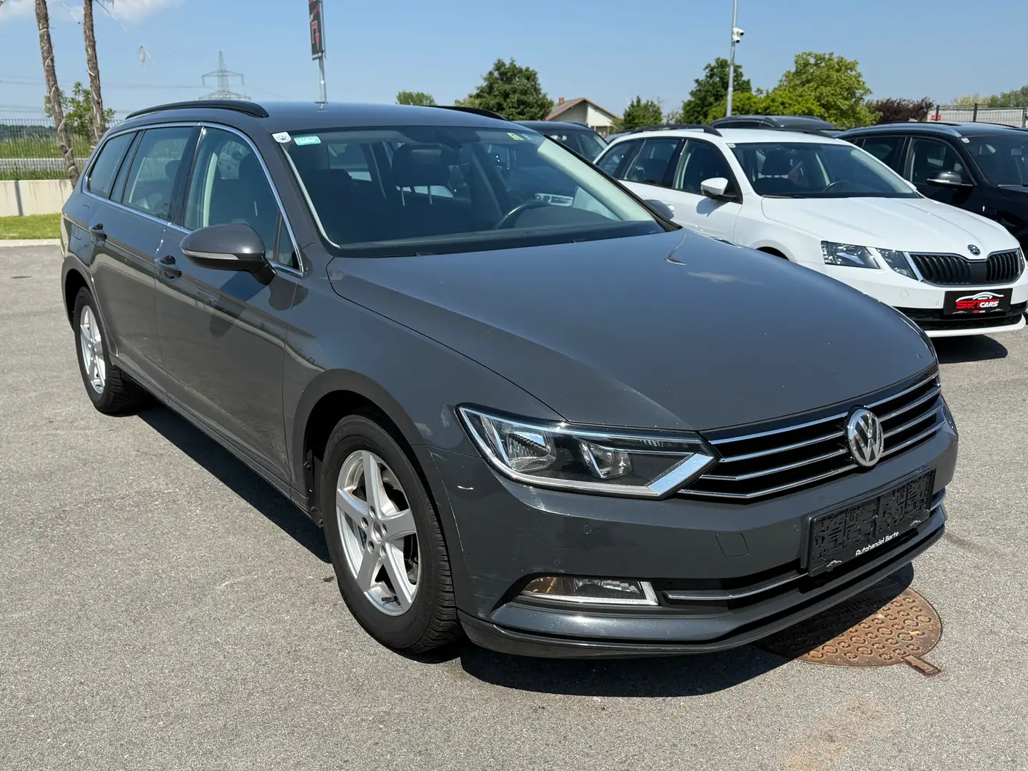 Volkswagen Passat Variant Comfortline*2.0TDI*1 Besitz* Grau - 2