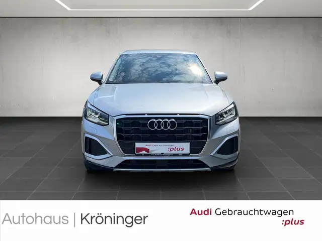 Audi Q2 view 5