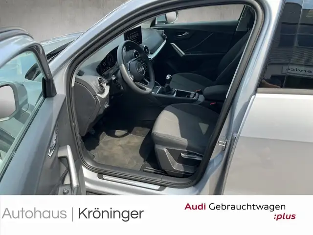 Audi Q2 view 7