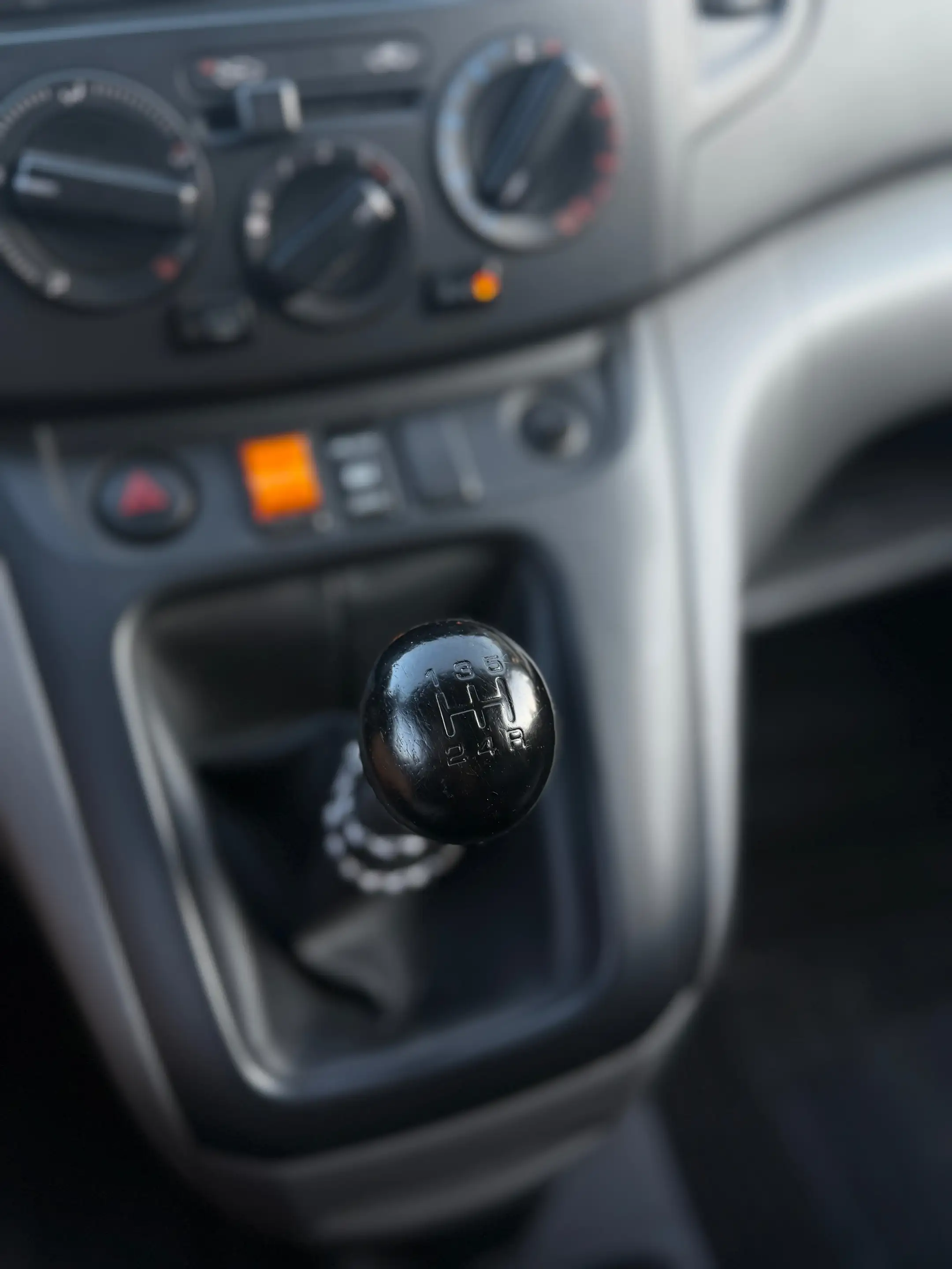 Nissan NV200 1.5 dCi — photo 14