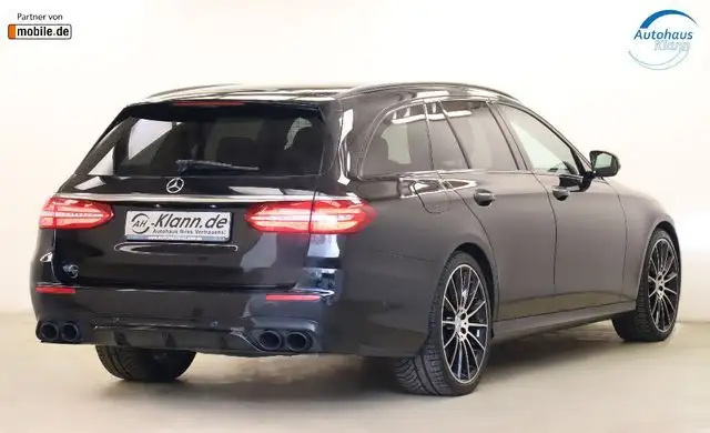 Mercedes-Benz E Class view 8