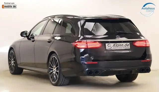 Mercedes-Benz E Class view 6