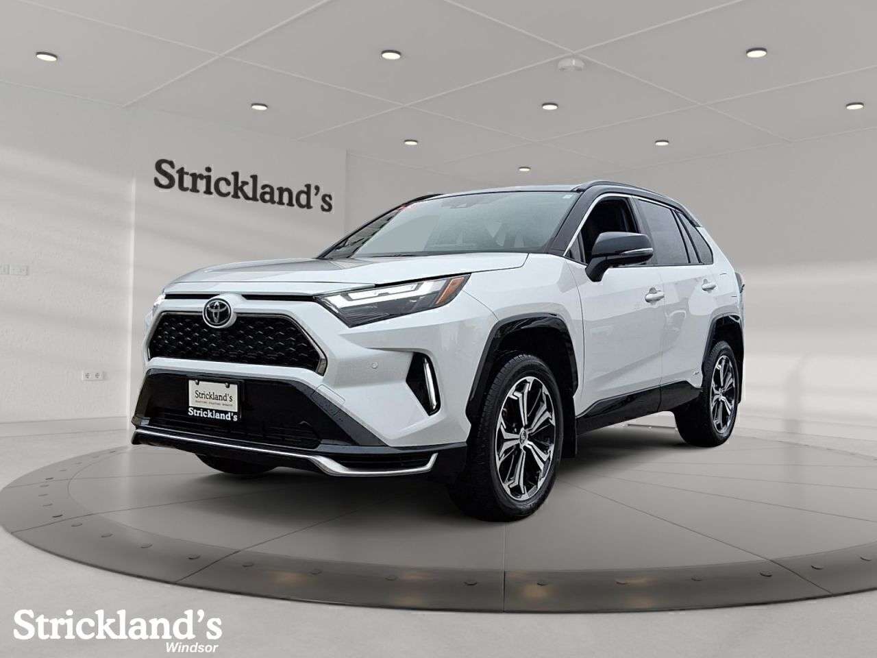 2025 Toyota RAV4 PLUG-IN XSE AWD