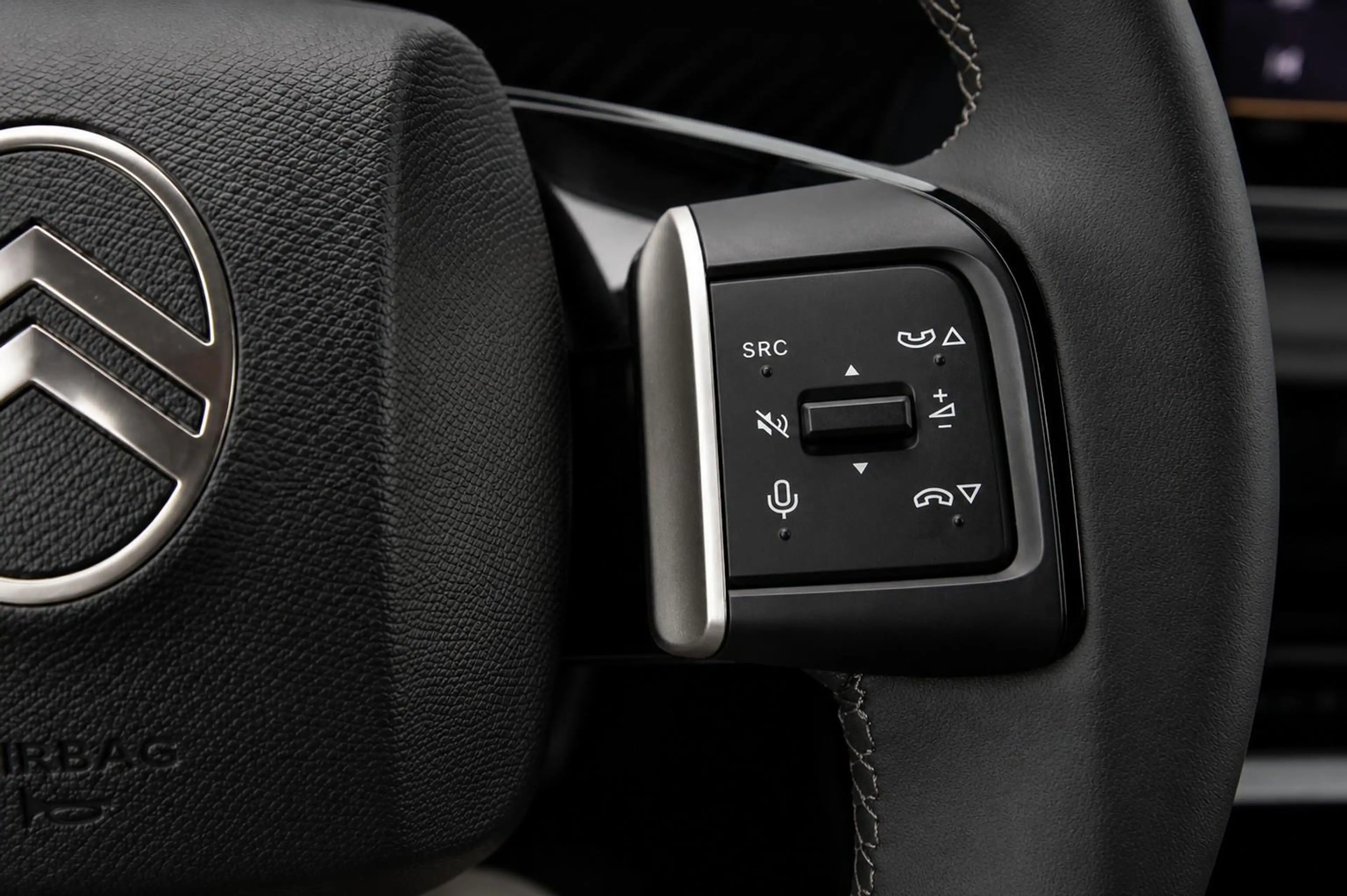 Citroen C3 Aircross e-C3 LED*PDC-Camera*Carplay-AndroidAuto*Cruise-Con — photo 18