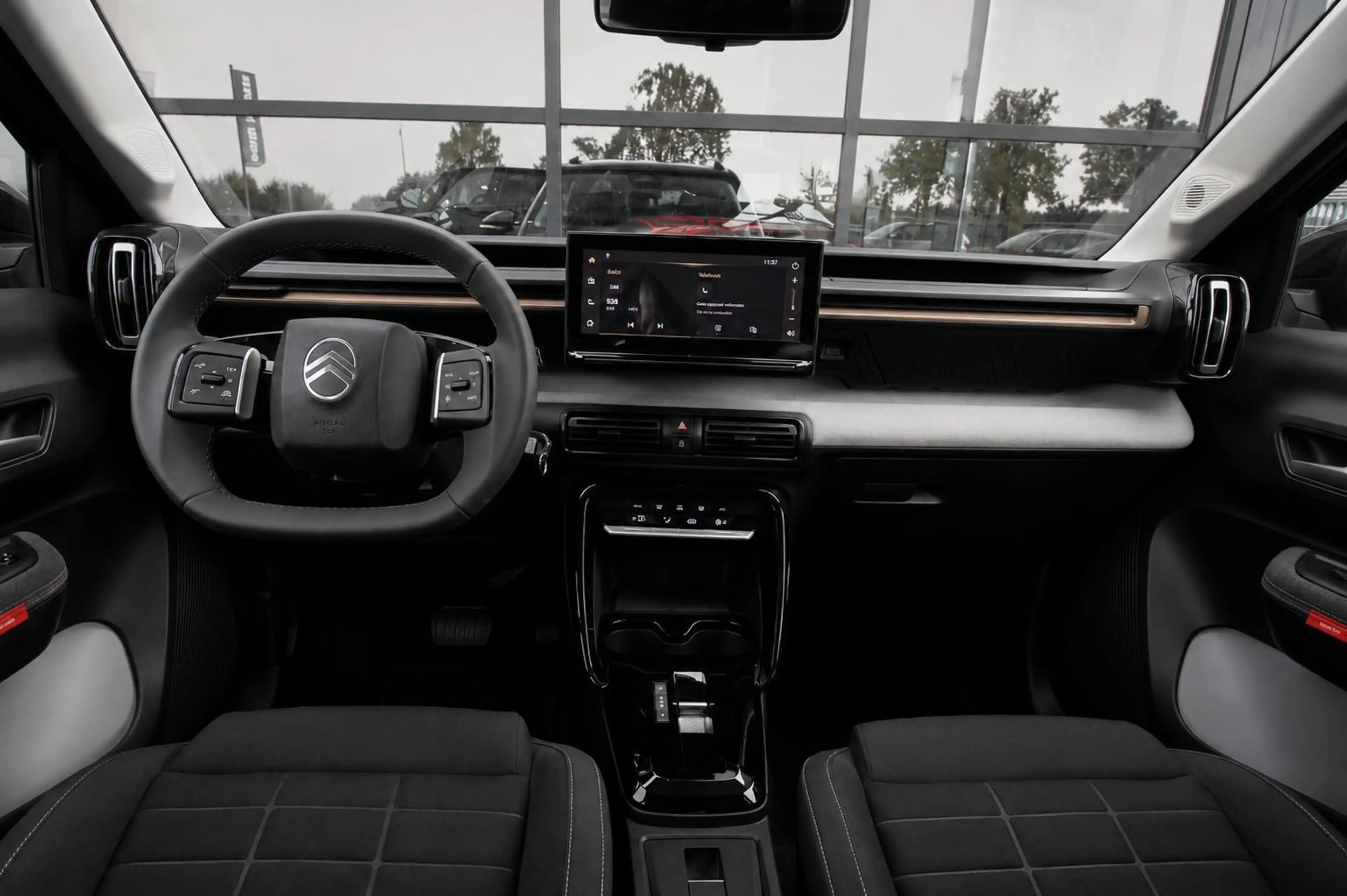 Citroen C3 Aircross e-C3 LED*PDC-Camera*Carplay-AndroidAuto*Cruise-Con — photo 2
