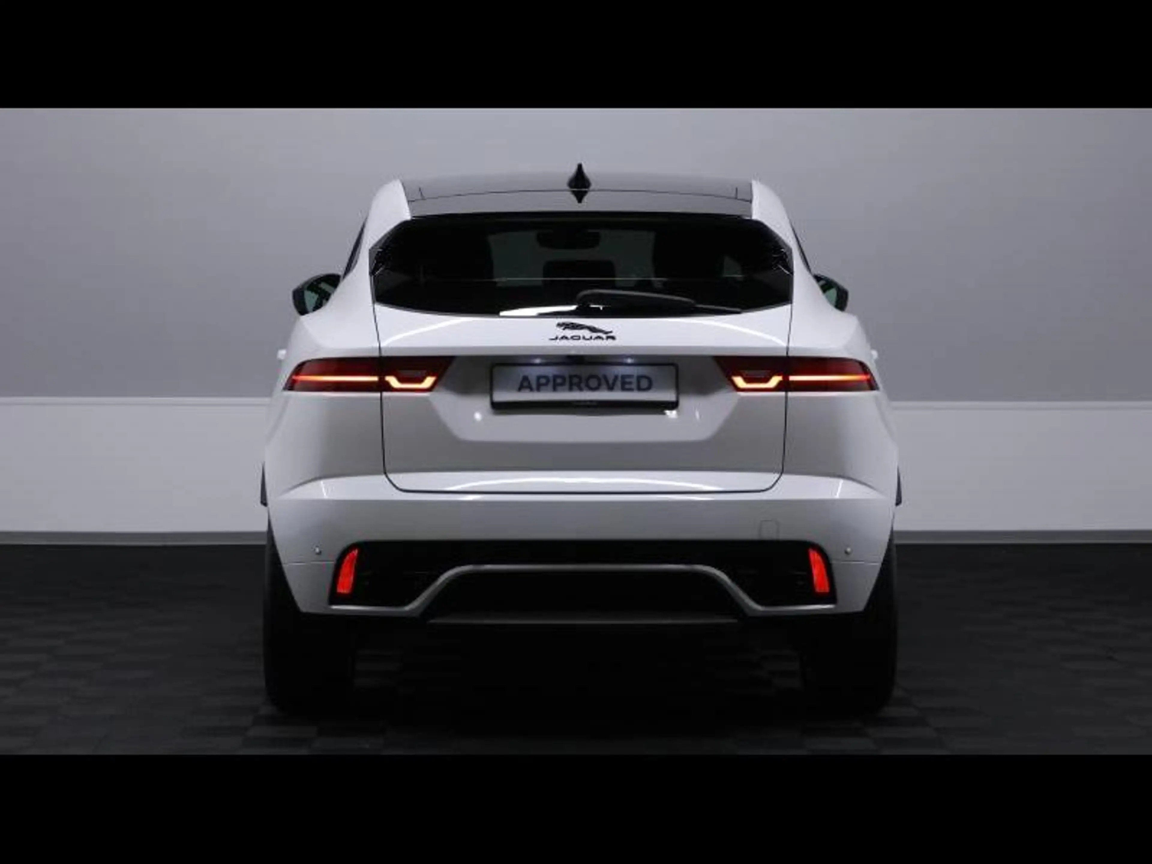 Jaguar E-Pace D165 R-Dynamic S AWD Auto — photo 5