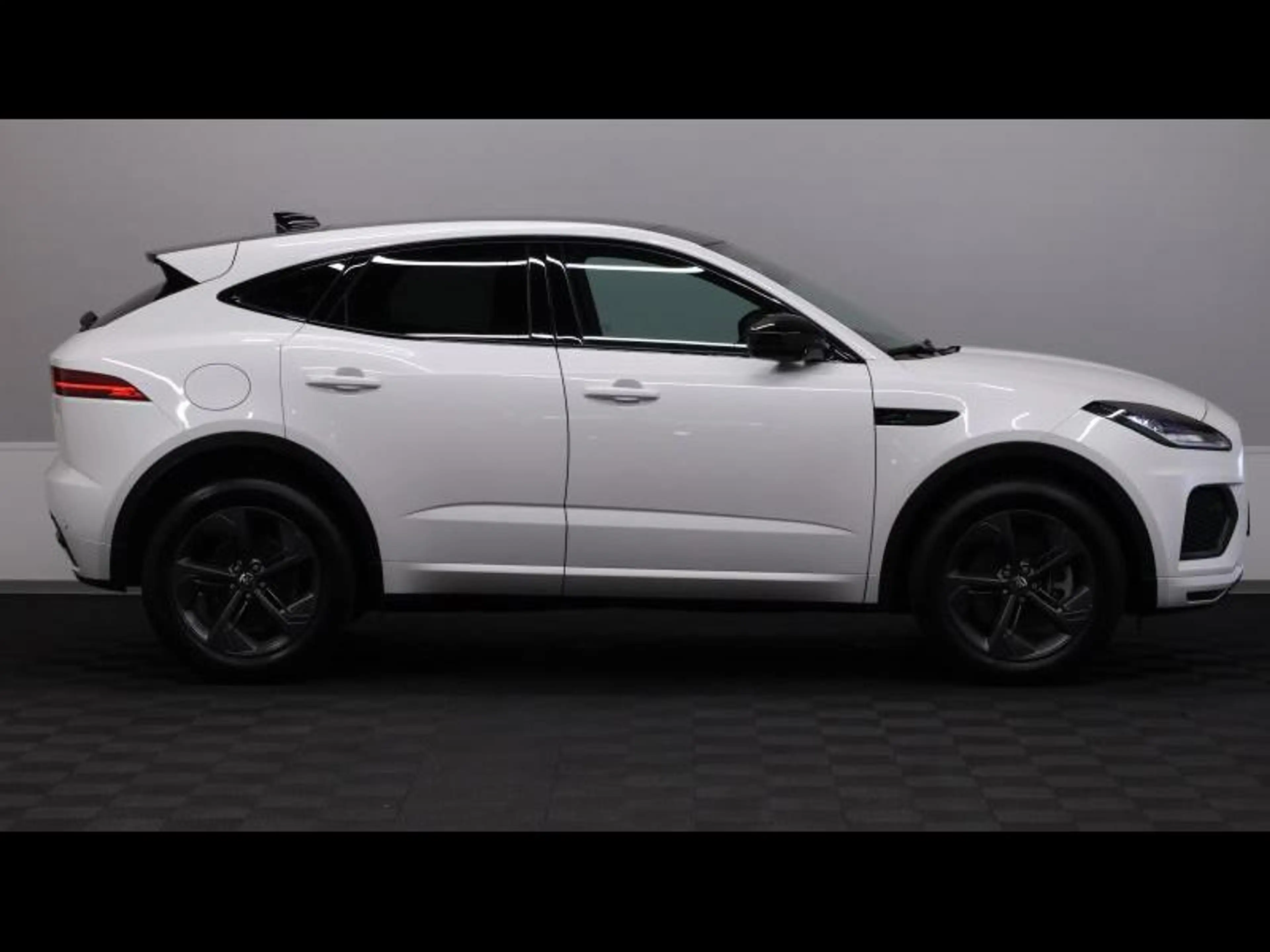 Jaguar E-Pace D165 R-Dynamic S AWD Auto — photo 3
