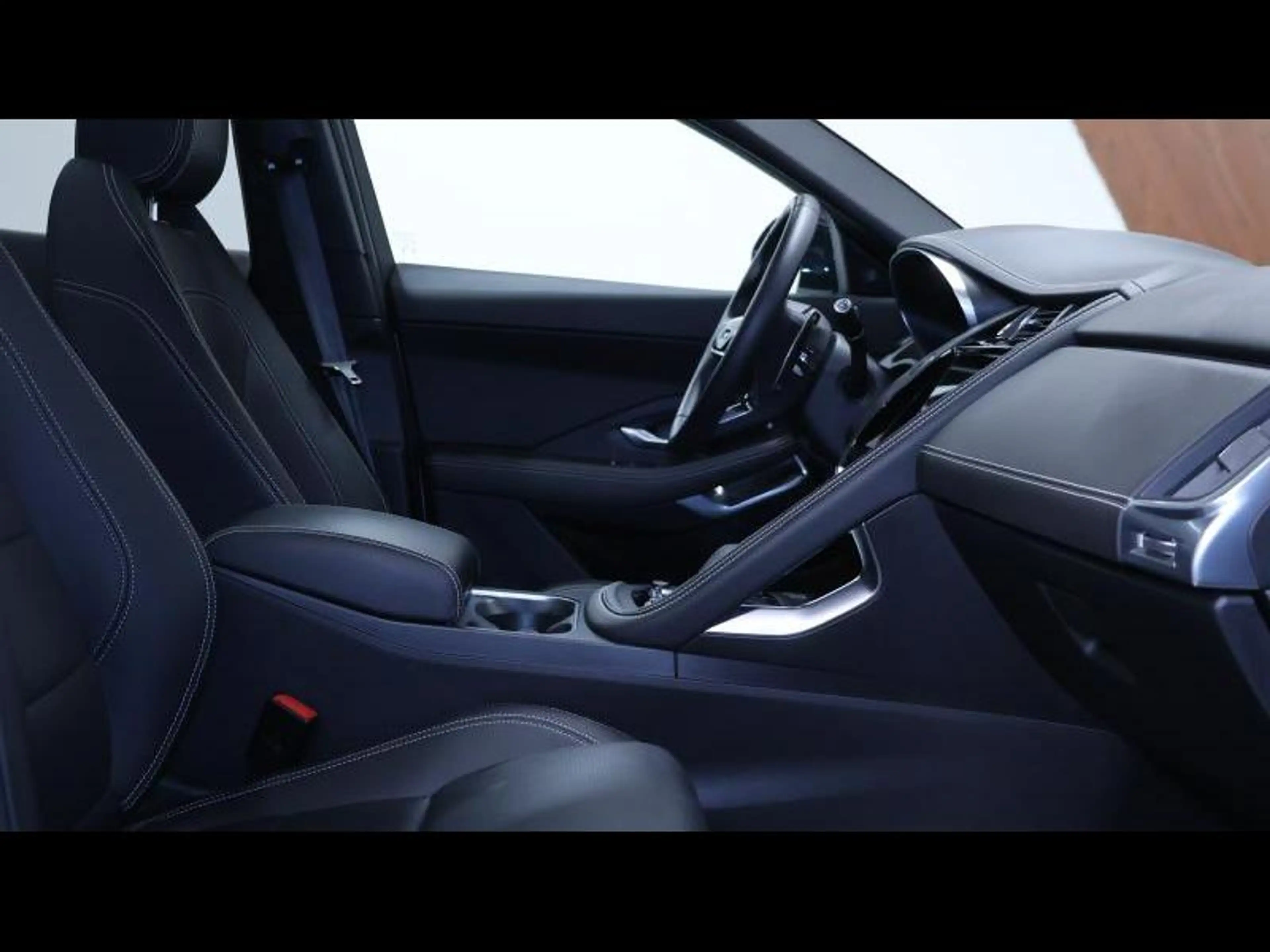 Jaguar E-Pace D165 R-Dynamic S AWD Auto — photo 9