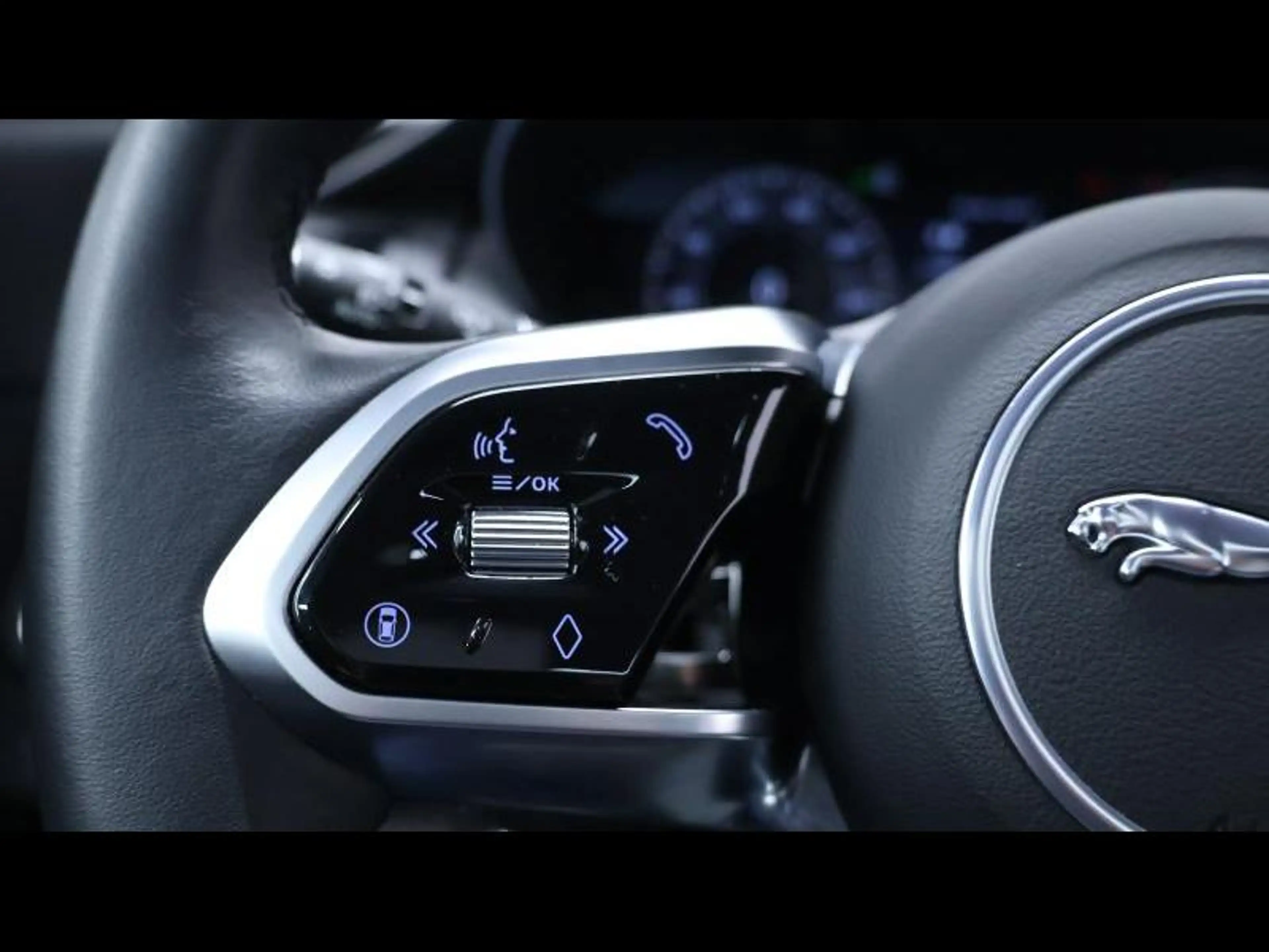 Jaguar E-Pace D165 R-Dynamic S AWD Auto — photo 14