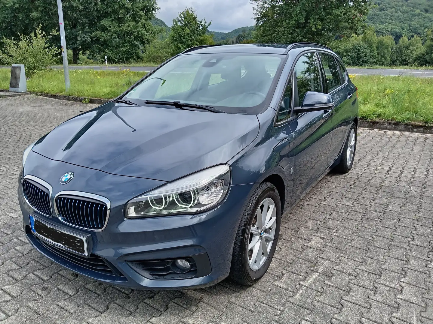 BMW 225 225xe iPerformance Active Tourer Blau - 1