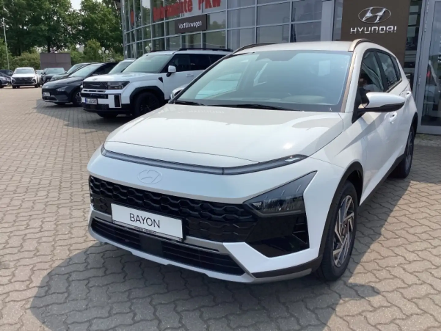 Hyundai BAYON Trend 1.0 T-GDI 100 PS 7-DCT 2WD Bose Soundpaket E Blanc - 1