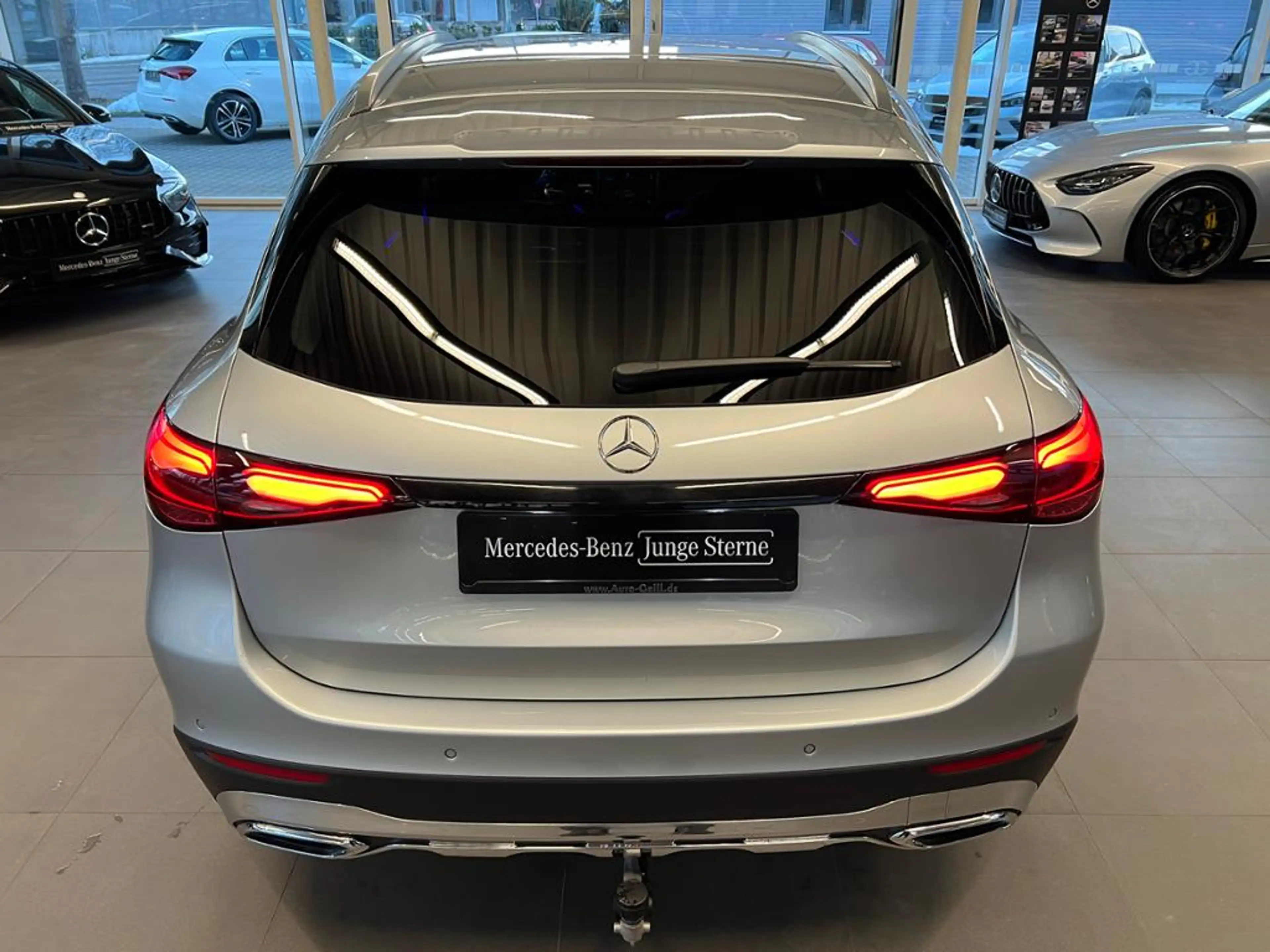 Mercedes-Benz GLC 200 4M Avantgarde AHK 360 Distron Totw. Memo — photo 6