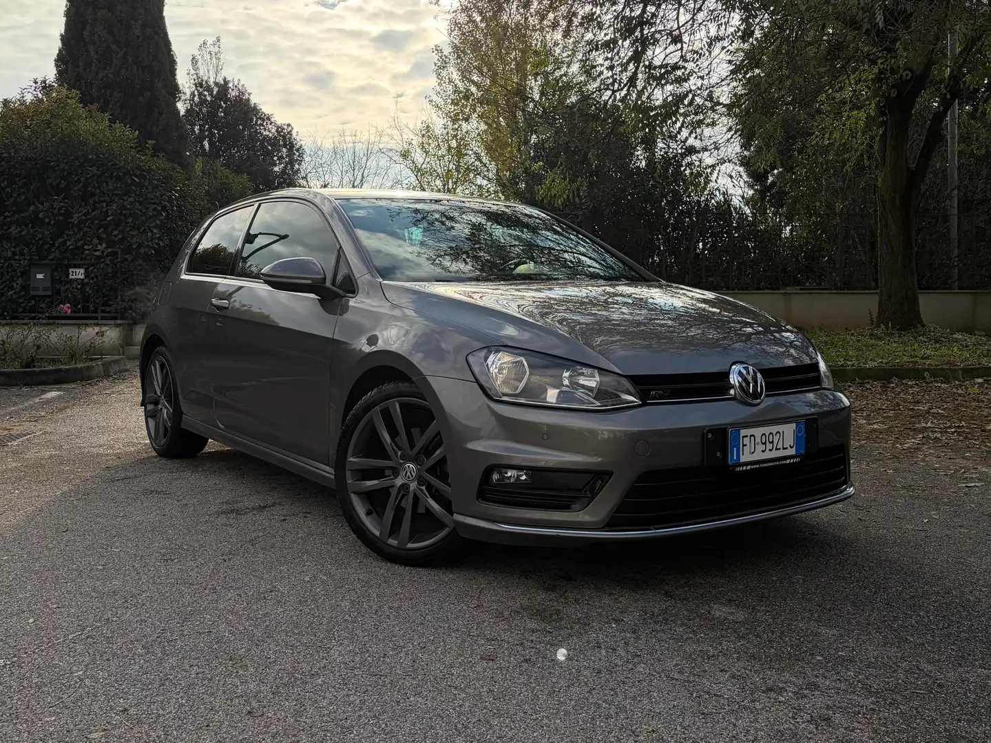 Volkswagen Golf Golf VII 2013 3p 1.4 tsi Sport Edition 150cv Grigio - 1