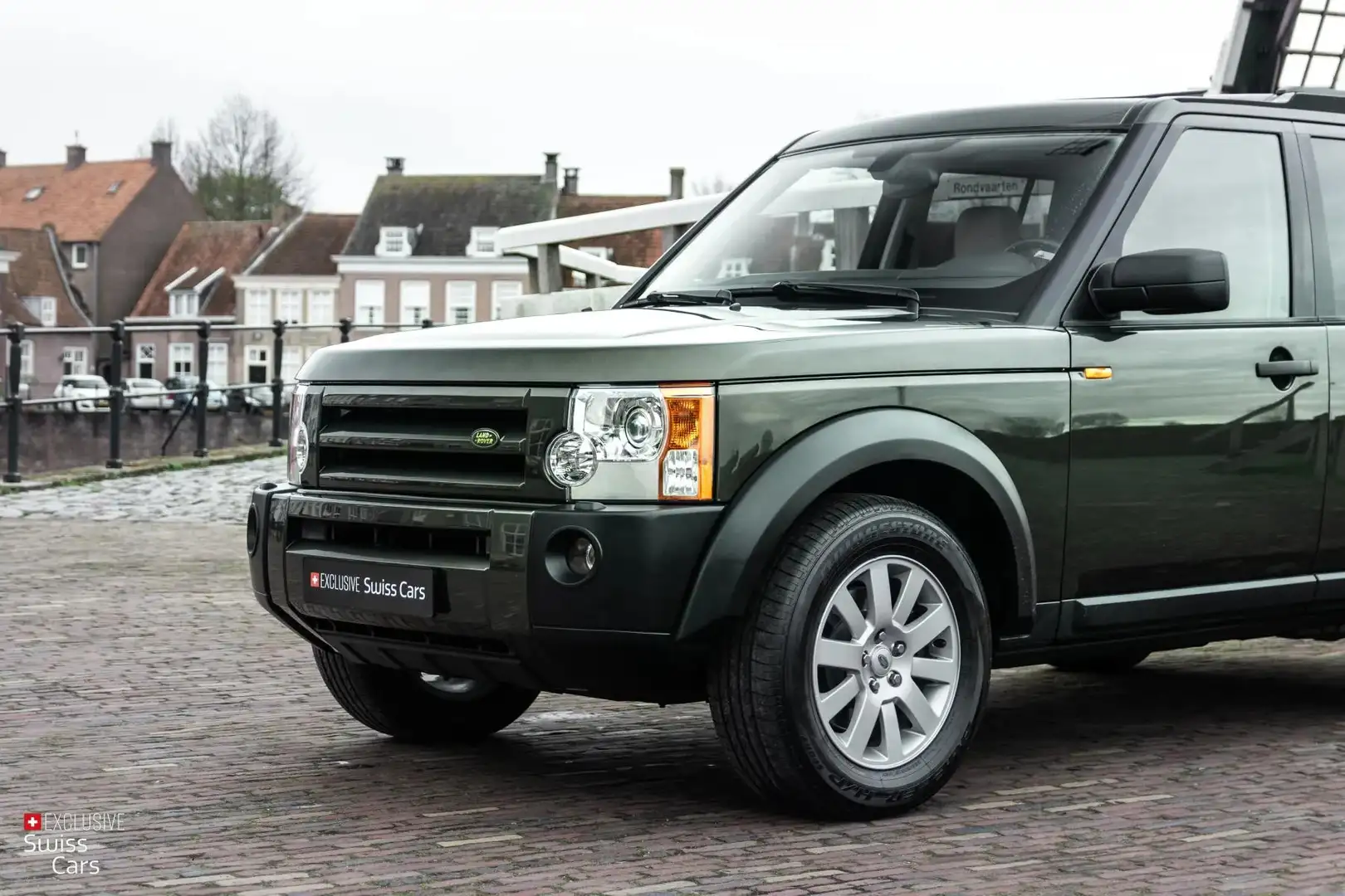 Land Rover Discovery 4.4 V8 HSE zelena - 2