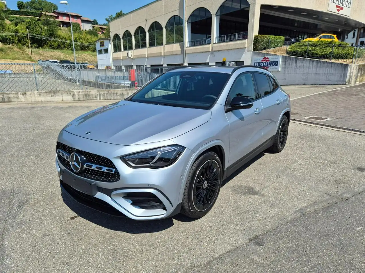 Mercedes-Benz GLA 2026