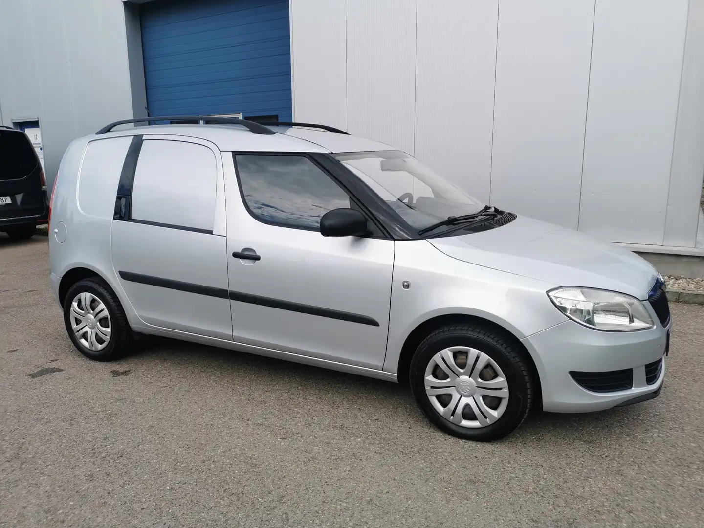 Skoda Roomster Praktik Grau - 1