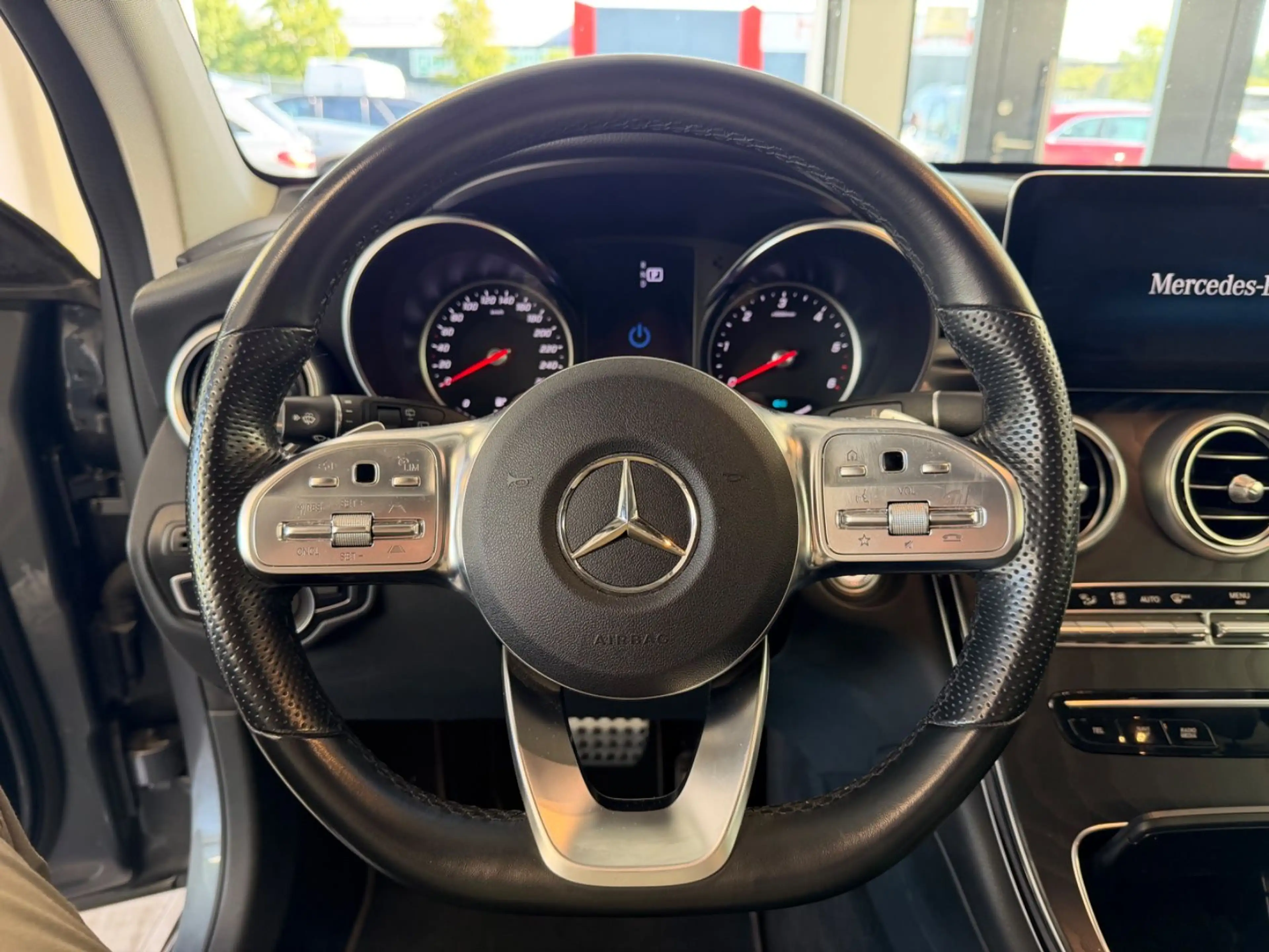 Mercedes-Benz GLC 300 de 4M AMG | AHK | DISTRONIC | 360° — photo 13